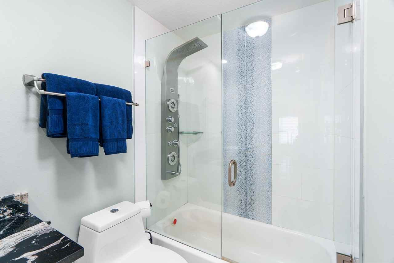 723 Hibiscus Drive - Photo 6 of 13