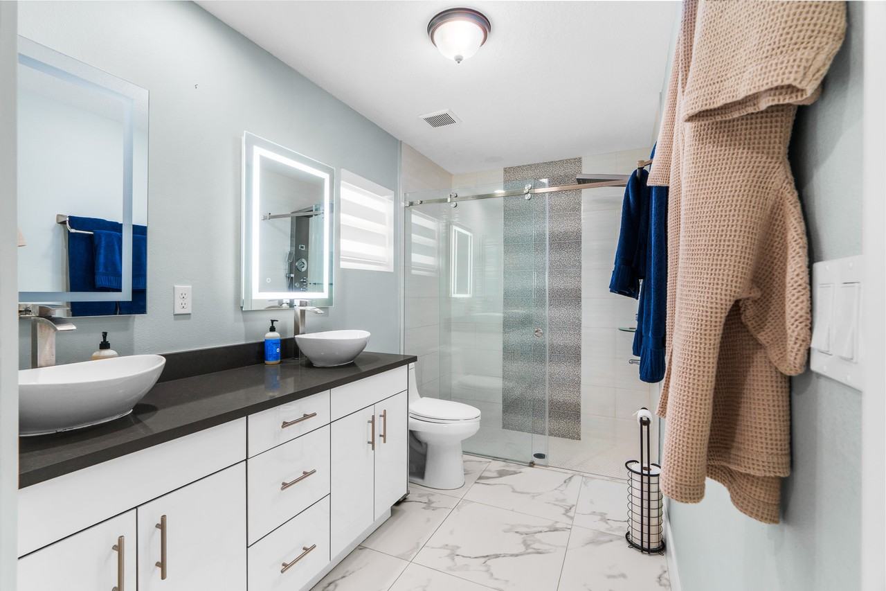 723 Hibiscus Drive - Photo 7 of 13