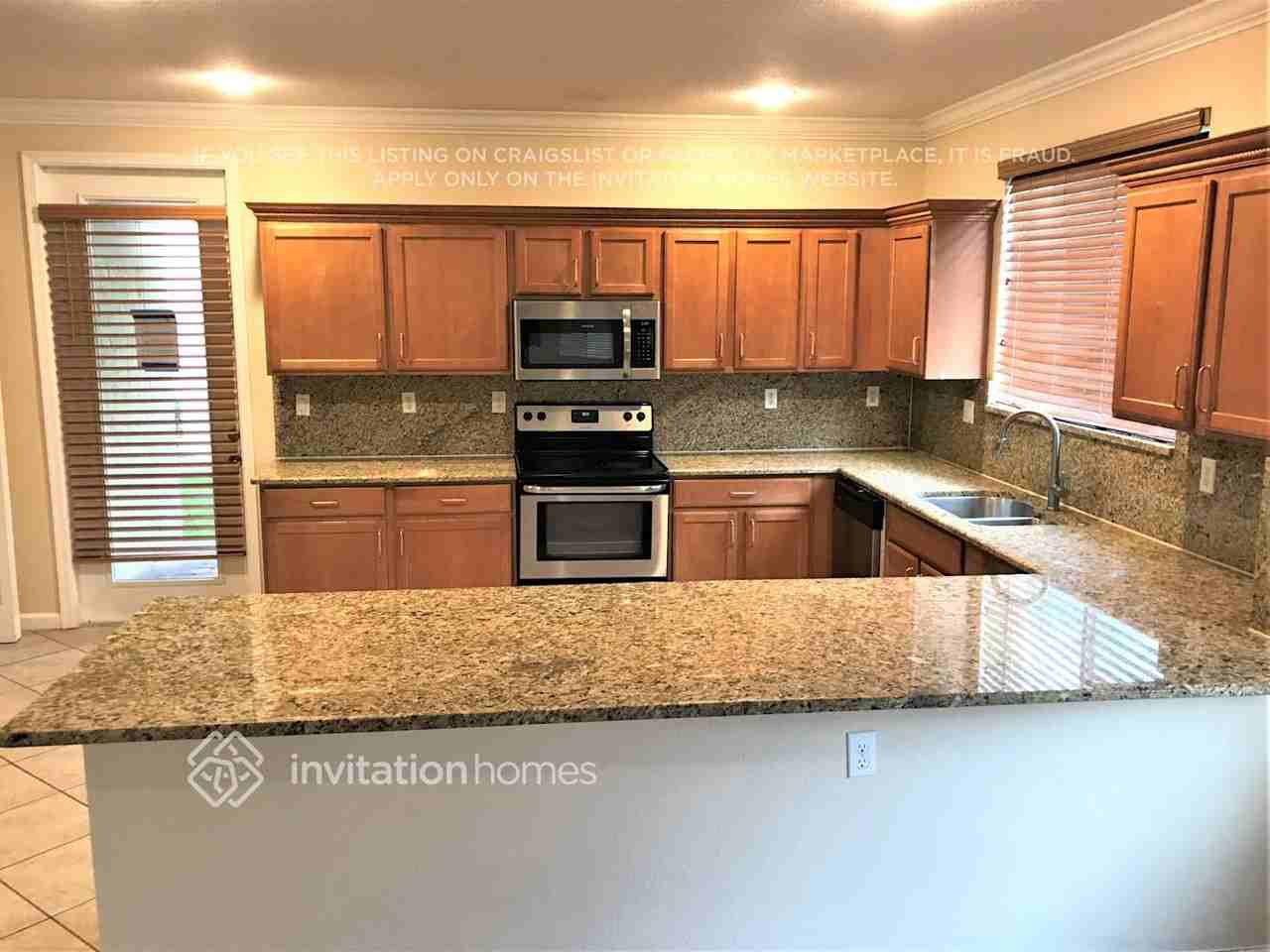 946 Nw 206th St - Photo 6 of 19