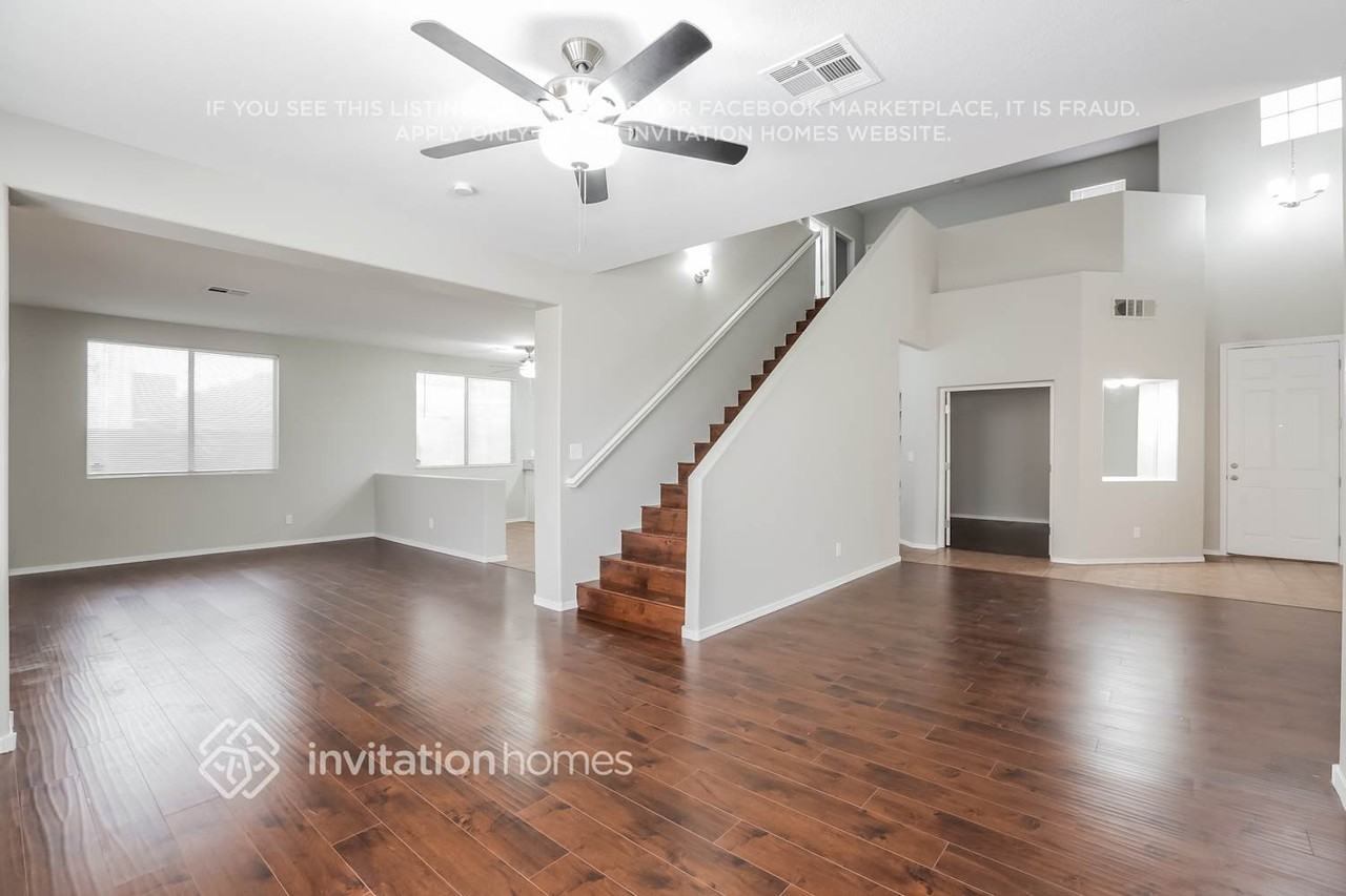 7609 Foolish Pleasure Dr - Photo 2 of 15