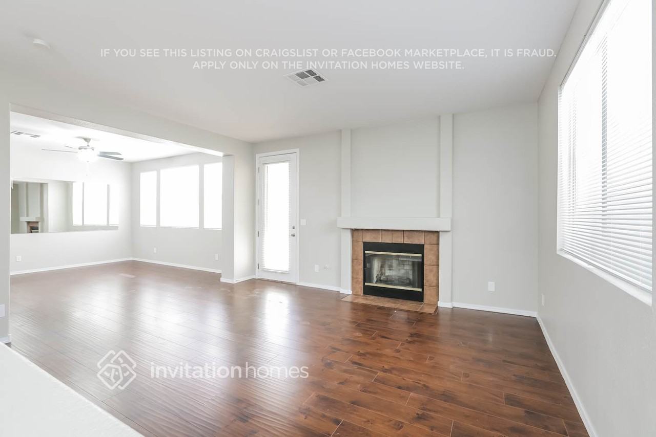 7609 Foolish Pleasure Dr - Photo 4 of 15