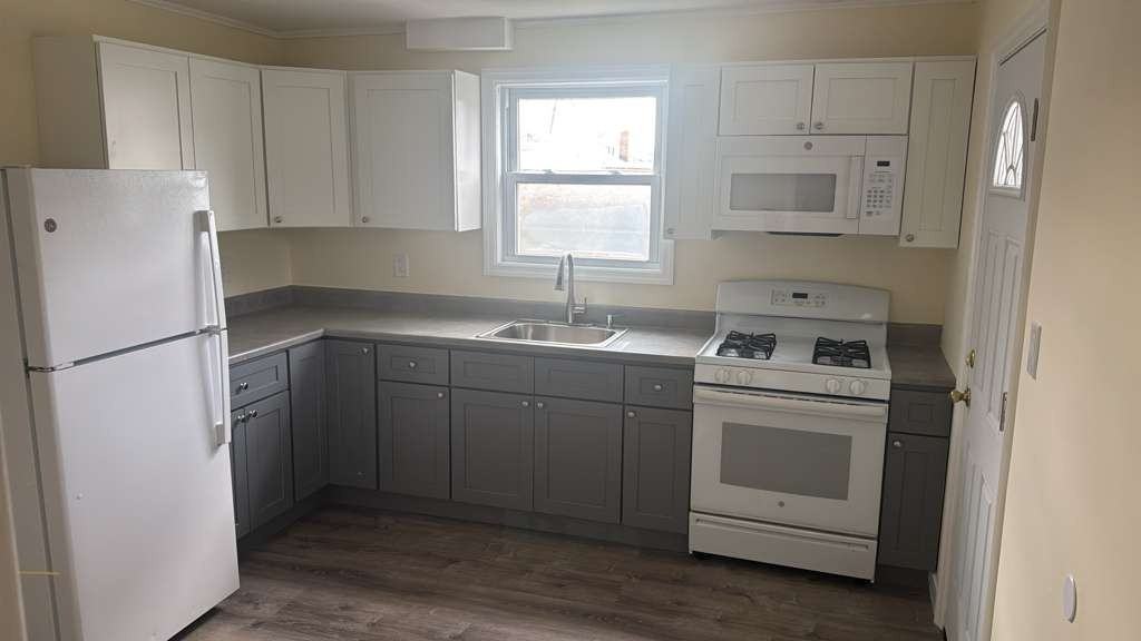 16 Church St #1 - Photo 4 of 4