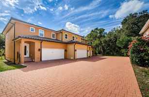 featured image of 1954 Freedom Dr #1