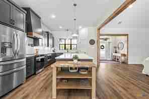 10 Riverstone Pkwy #1 - Photo 7 of 38