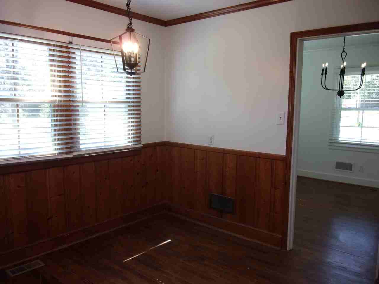 304 Oak Dr #1 - Photo 6 of 22