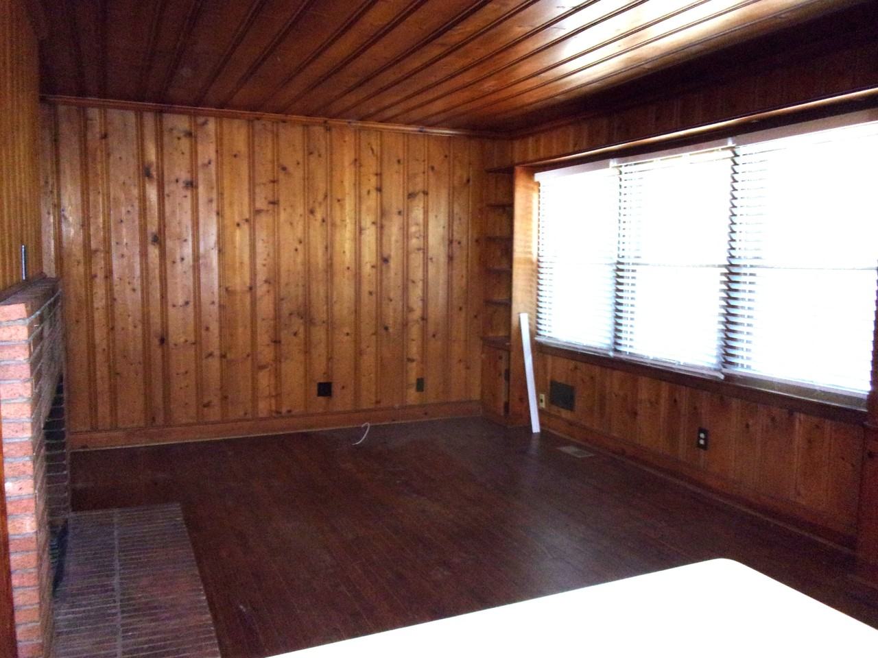 304 Oak Dr #1 - Photo 7 of 22