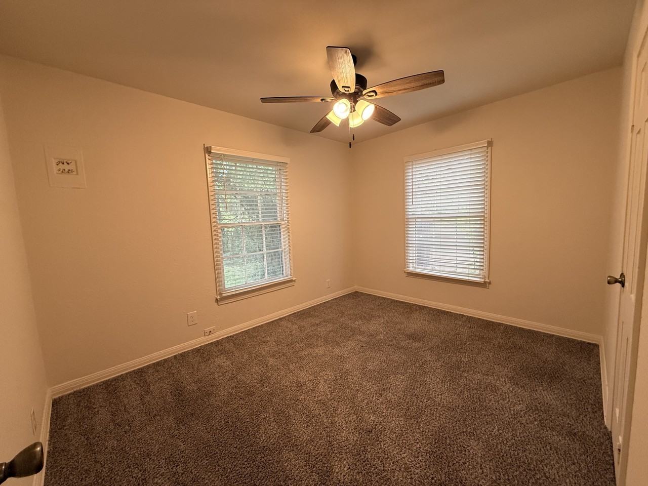 4909 Roanoke St #1 - Photo 7 of 9