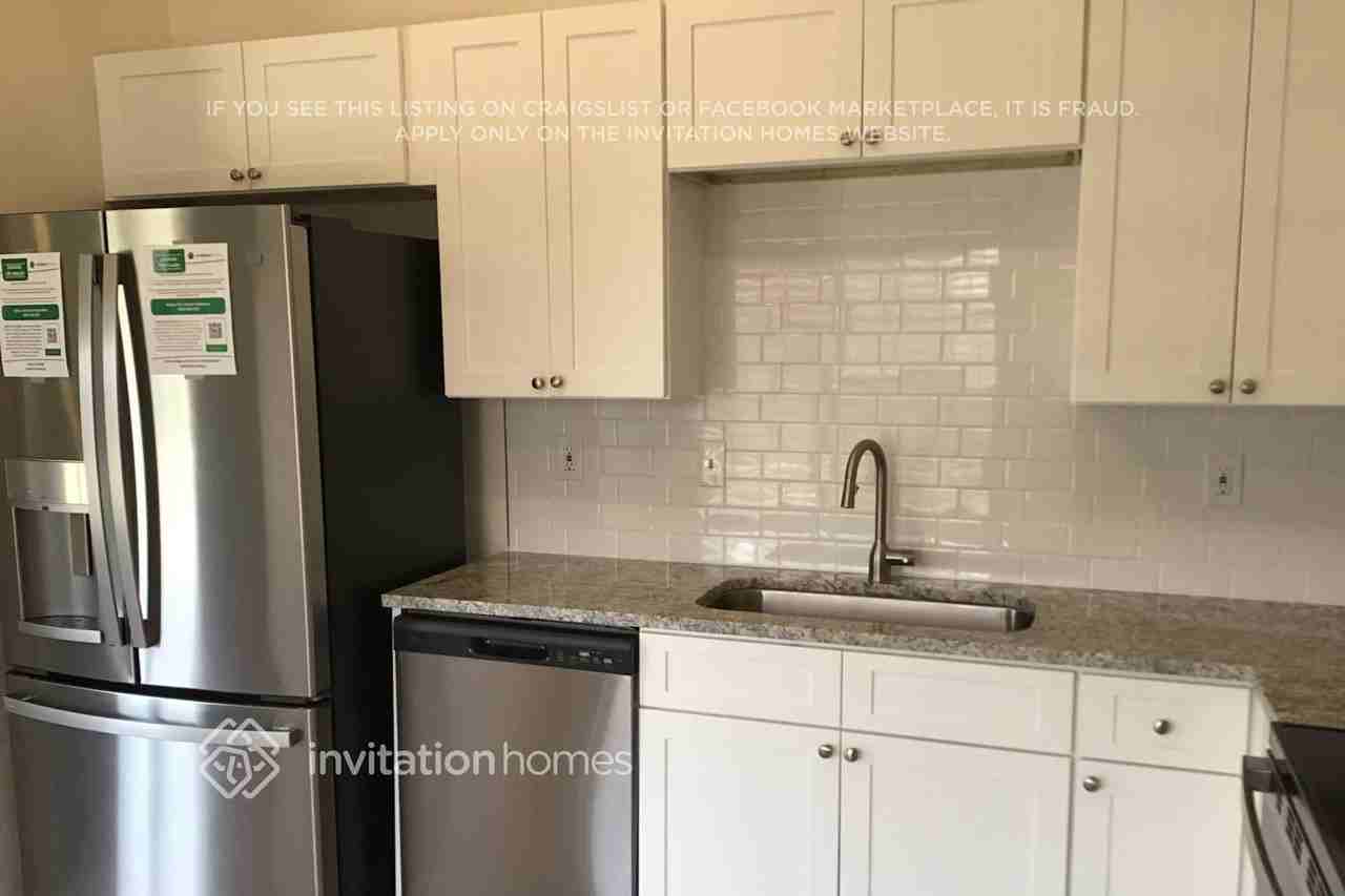 540 Guadalupe Dr - Photo 3 of 18