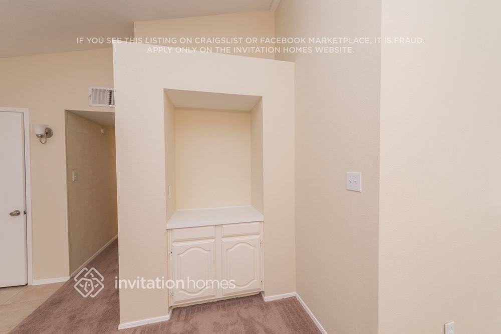 540 Guadalupe Dr - Photo 5 of 18