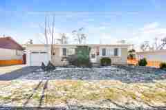 381 W Marquette Dr - Photo 1 of 1