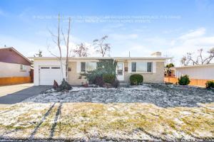 featured image of 381 W Marquette Dr