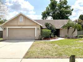 featured image of 4806 Foxshire Cir