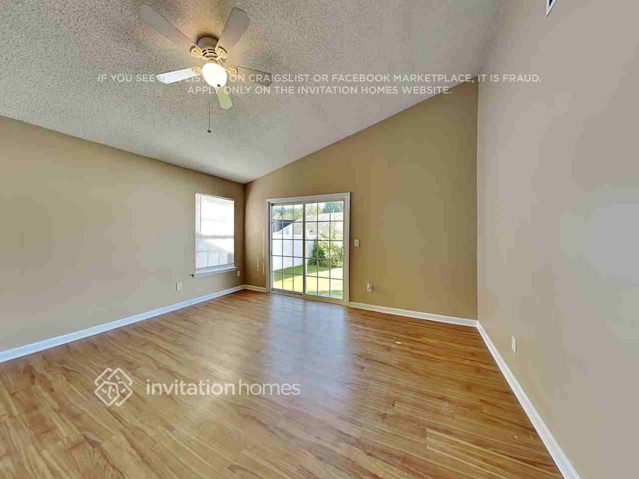 5828 Bryanstone Pl - Photo 6 of 19