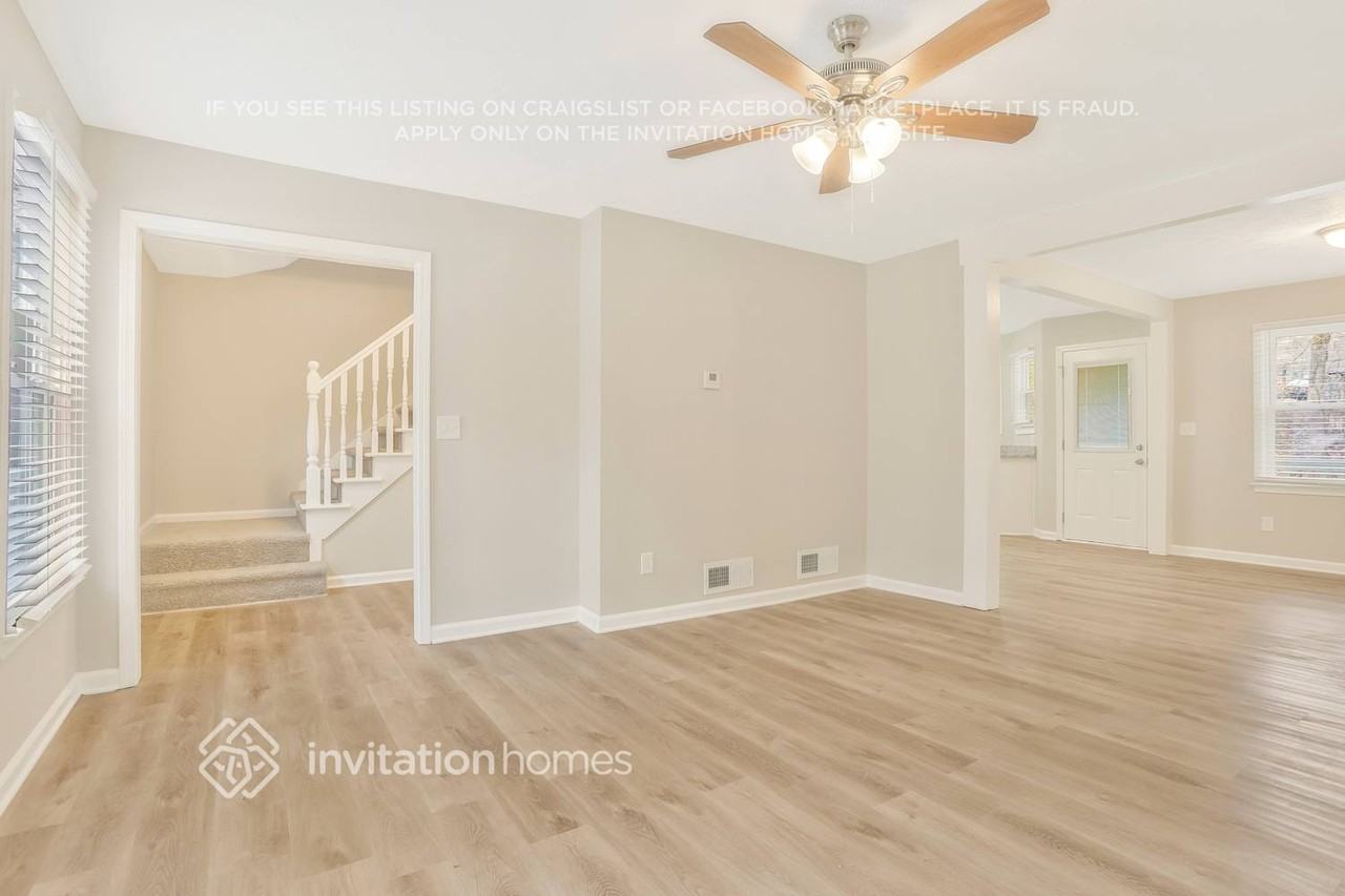 1648 Roman Point Dr - Photo 6 of 24