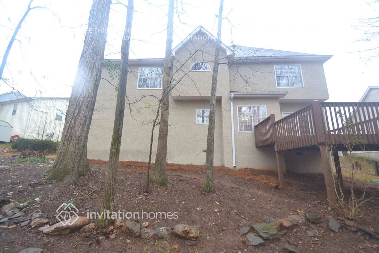 225 Hunters Chase - Photo 3 of 4