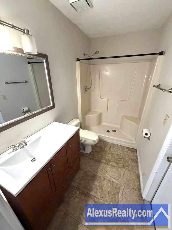 2055 Southwest Cranberry Street - Photo 2 of 3