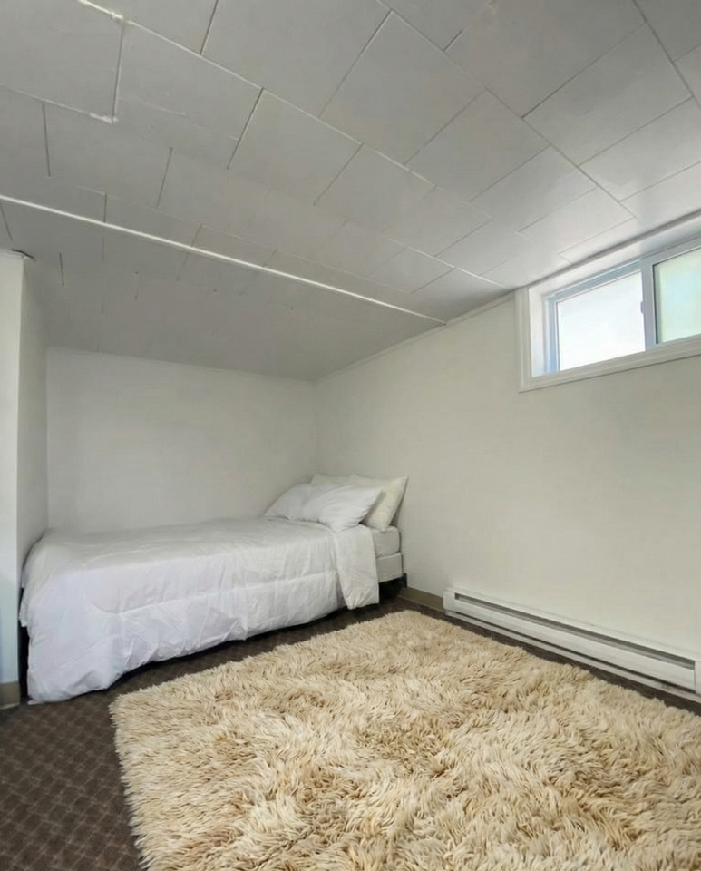 363 Alfred Street - Photo 5 of 18