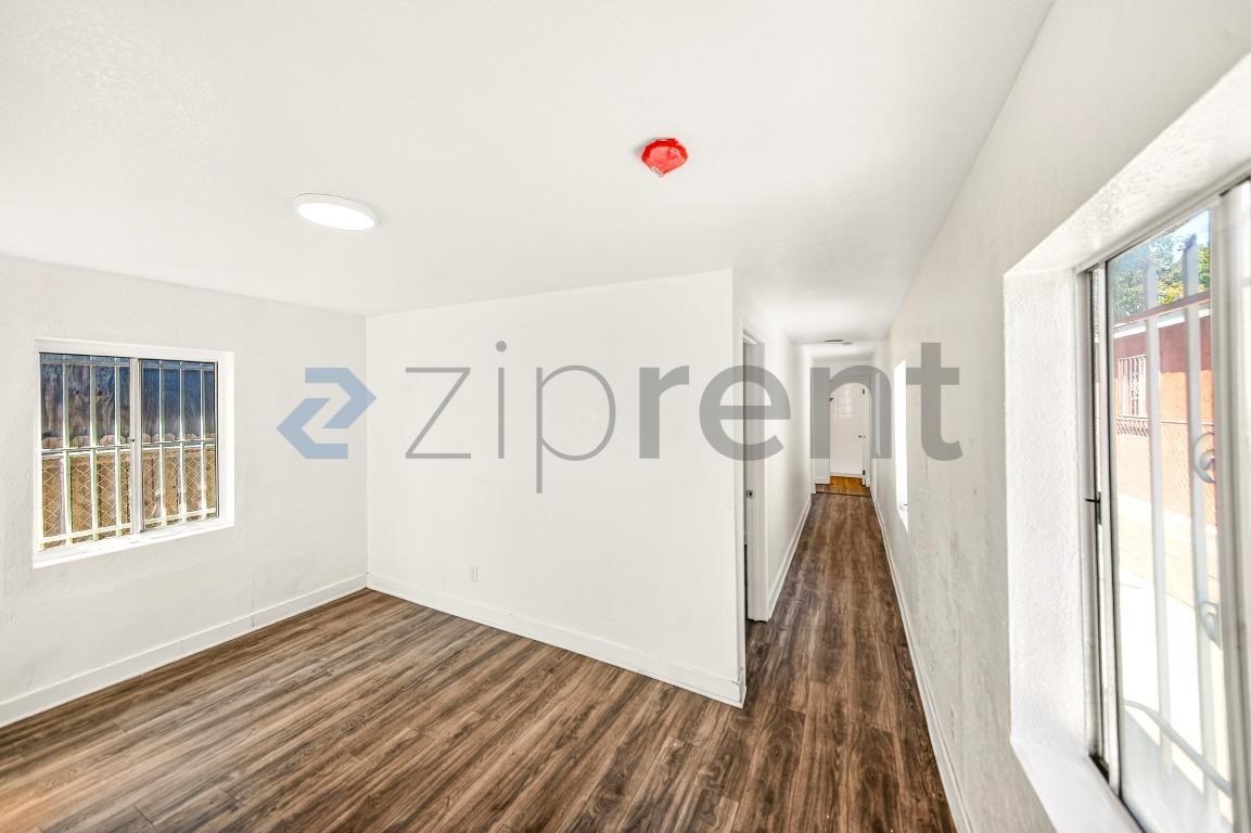 1737 E 108th St #1 - Photo 7 of 16