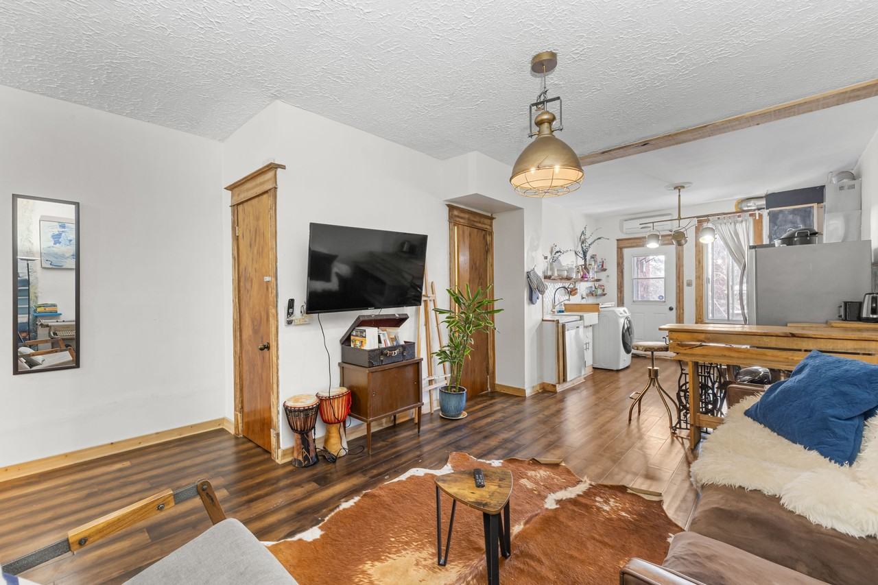 7506 Av. Casgrain - Photo 6 of 17