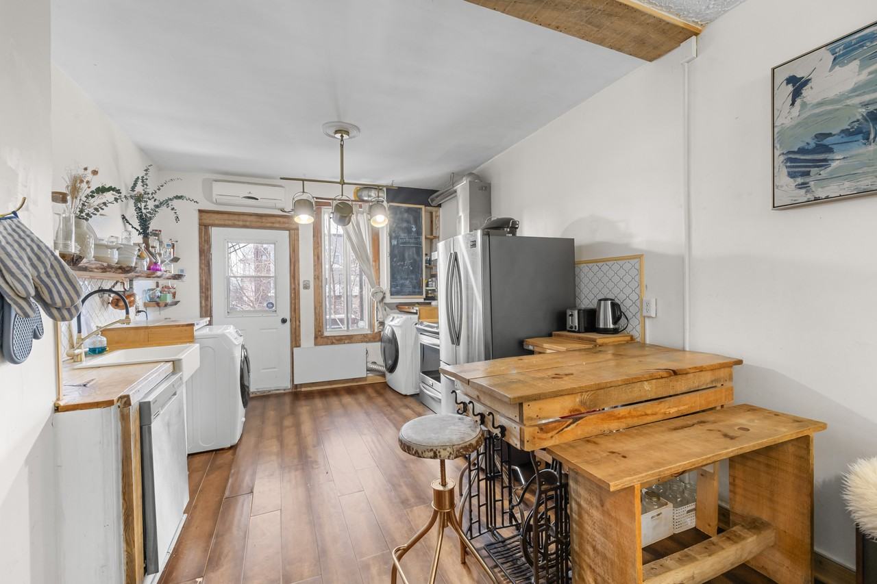 7506 Av. Casgrain - Photo 7 of 17