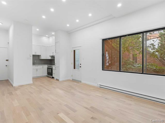 3581 Rue Ste-Famille, app. 5 - Photo 2 of 7