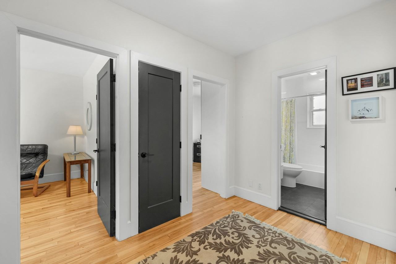 5214 Rue Parthenais - Photo 2 of 11