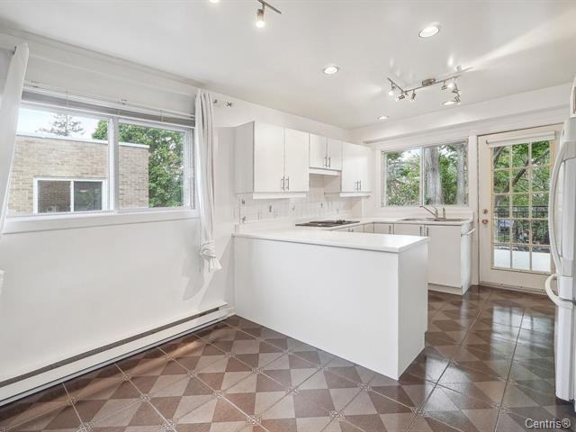 9227 Av. Vincent-Quiblier - Photo 2 of 18