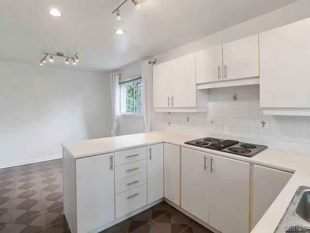 9227 Av. Vincent-Quiblier - Photo 4 of 18