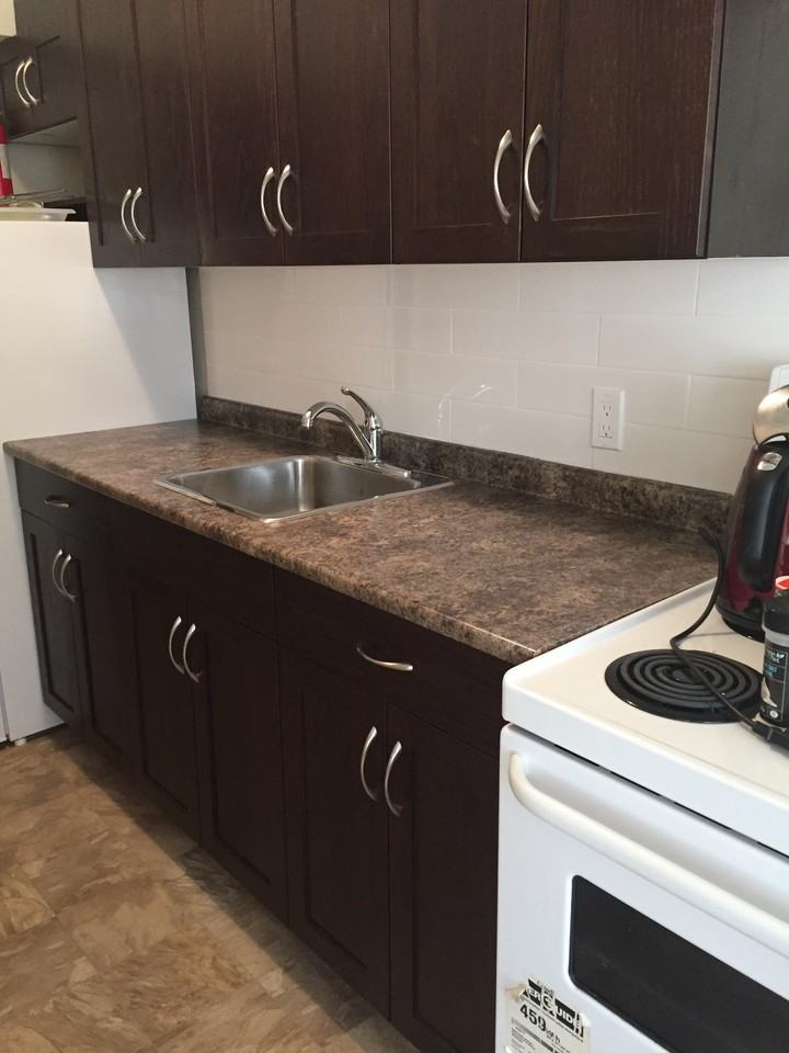 587 Broadway - Photo 4 of 5