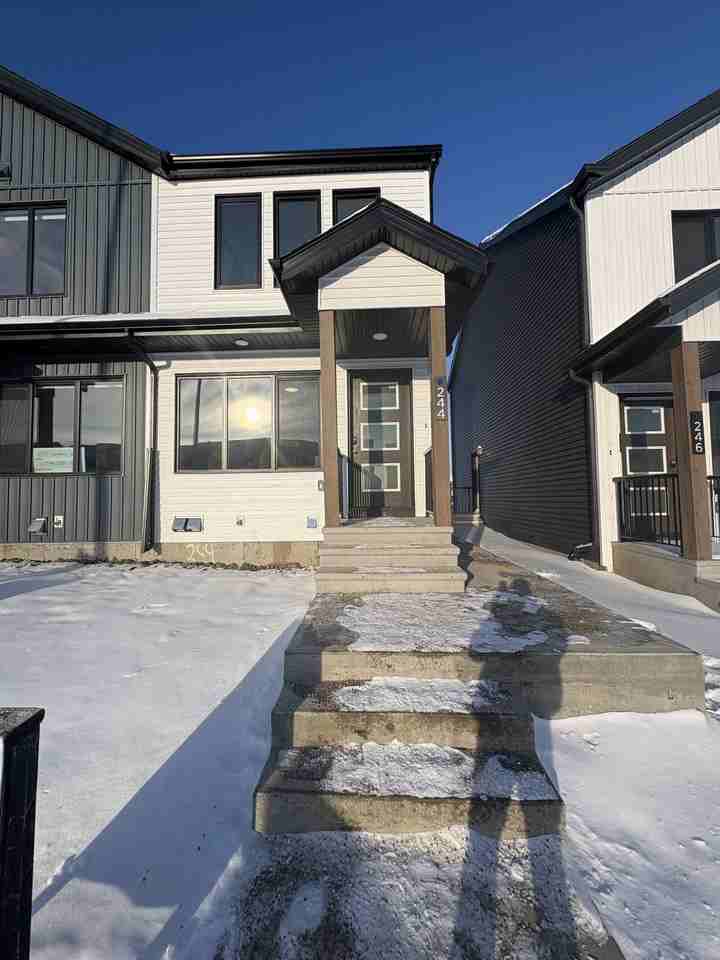 Marquis Boulevard Northeast - Photo 3 of 30