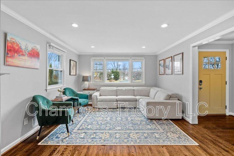 5847 Glen Forest Dr - Photo 2 of 38