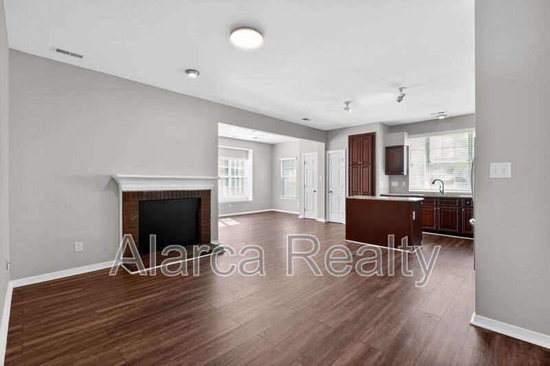 13515 Grey Coat Ct - Photo 6 of 29