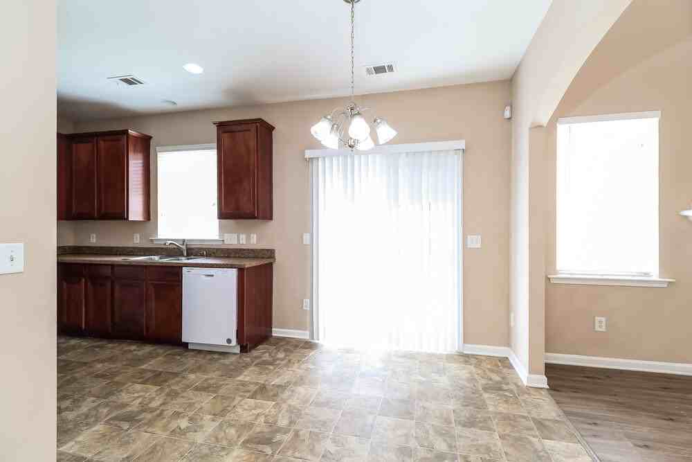 939 Old Forester Ln - Photo 7 of 17