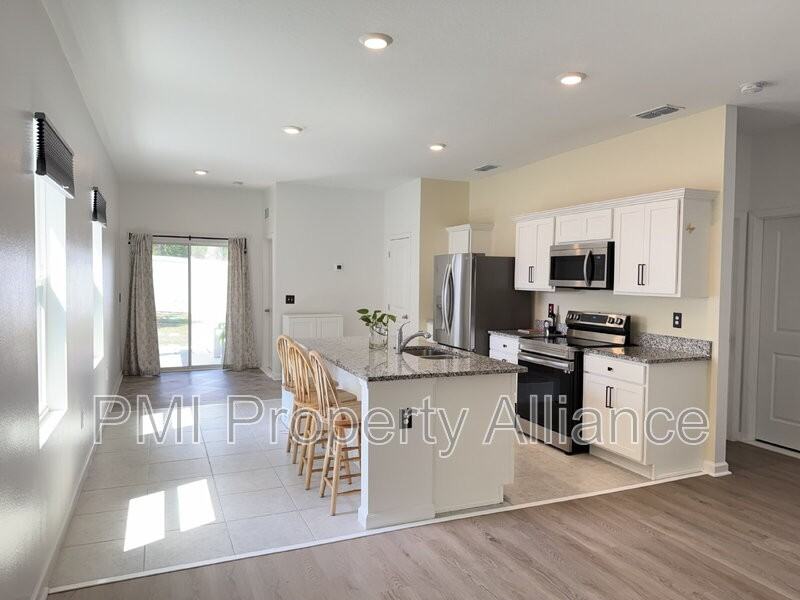 2021 Hemingway Cir - Photo 4 of 18