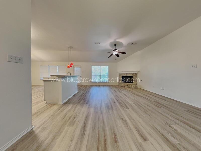 615 Douglas Dr - Photo 2 of 16