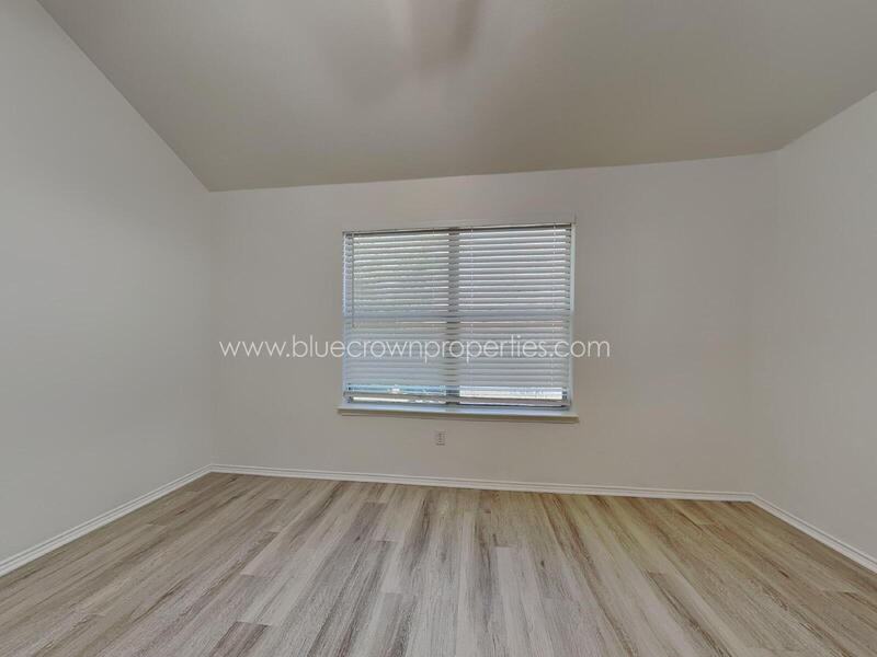 615 Douglas Dr - Photo 6 of 16