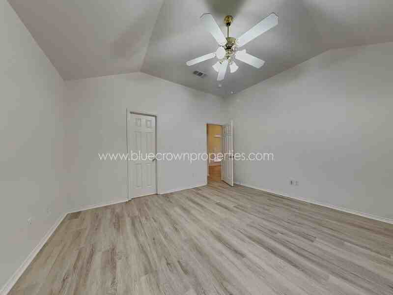 615 Douglas Dr - Photo 7 of 16