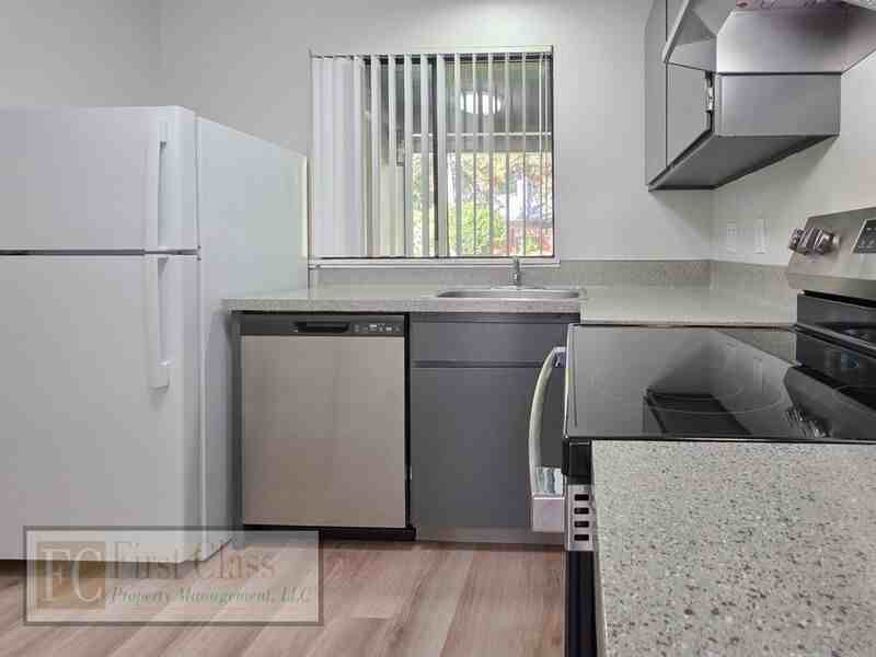 19465 Nw Mahama Pl #C - Photo 6 of 22