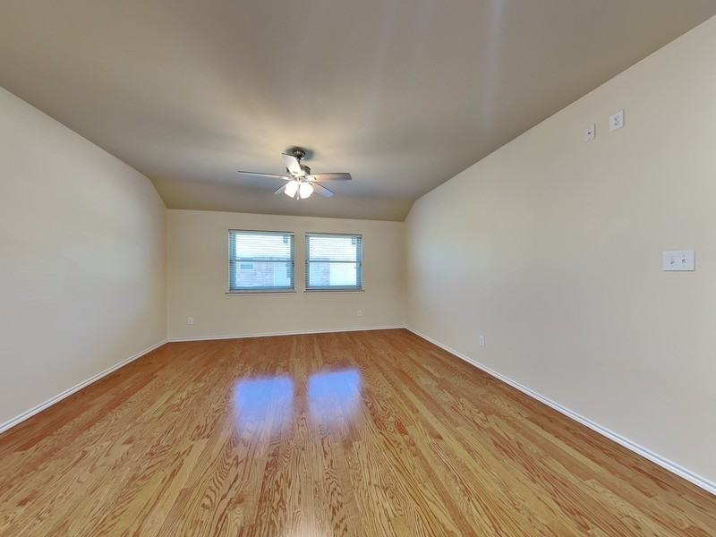 1032 Bending Oak Dr - Photo 5 of 18