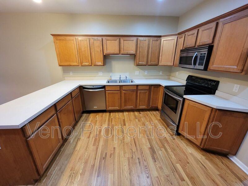 16 Secretariat Ln - Photo 5 of 27