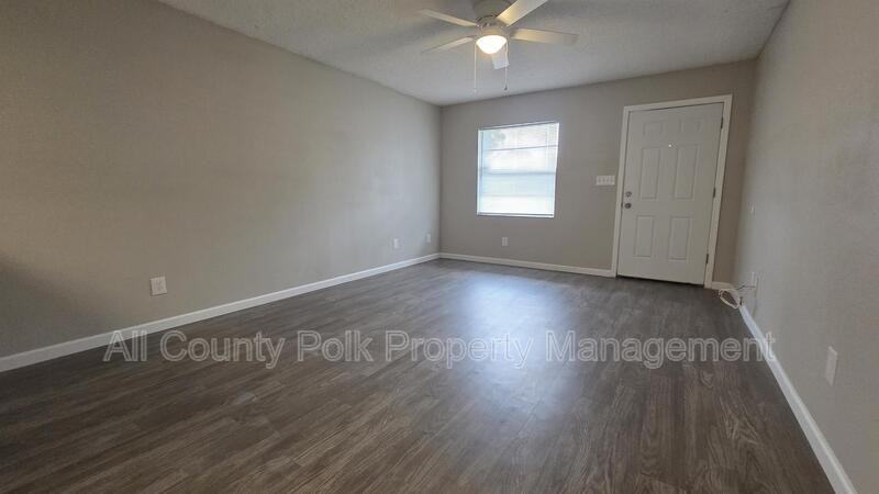4946 Malibu Ct - Photo 2 of 7
