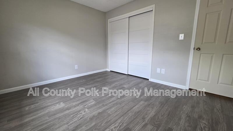 4946 Malibu Ct - Photo 4 of 7