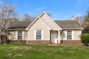 featured image of 2581 Arborgreen Cv