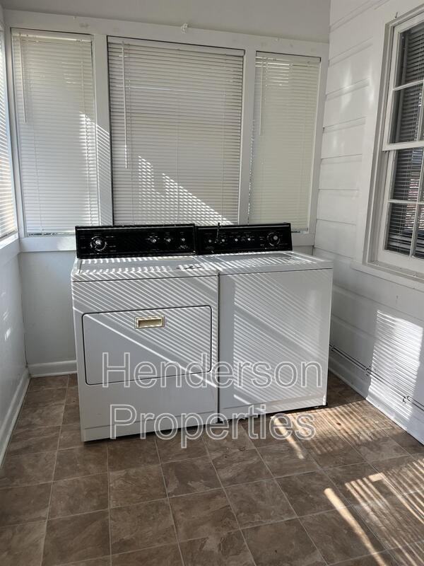 135 Bradford Dr - Photo 6 of 6