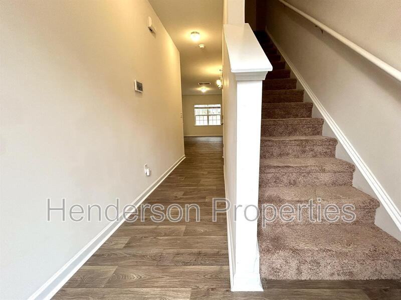 6050 Guildford Hill Ln - Photo 6 of 15