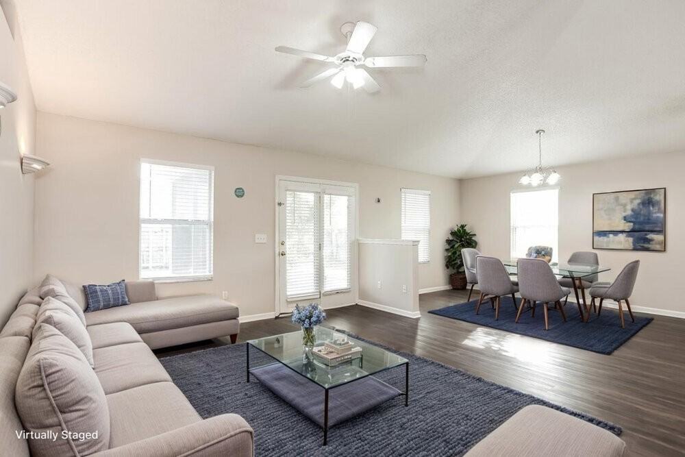 3410 Guernsey Ct - Photo 4 of 19