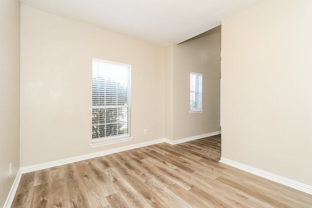 1723 Country Crest Ln - Photo 6 of 17