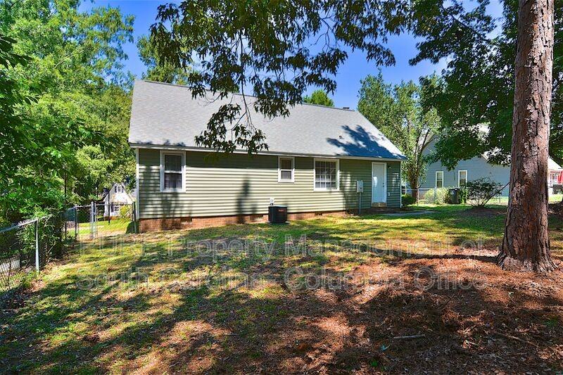 304 Trinity Three Rd - Photo 7 of 46