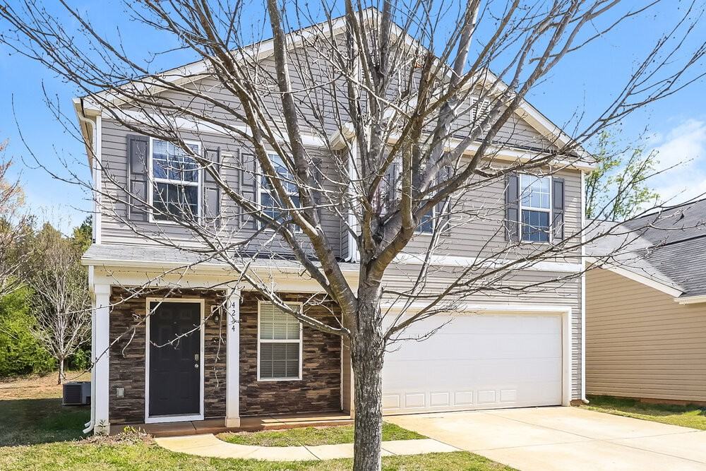 4234 Grant Martin Dr - Photo 4 of 17