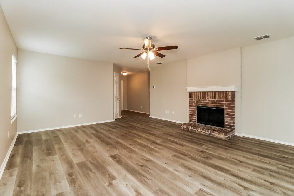 817 Cathy Dr - Photo 5 of 19